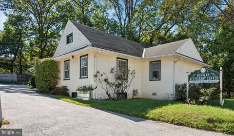 1058 Lancaster Ave, Berwyn, PA 19312