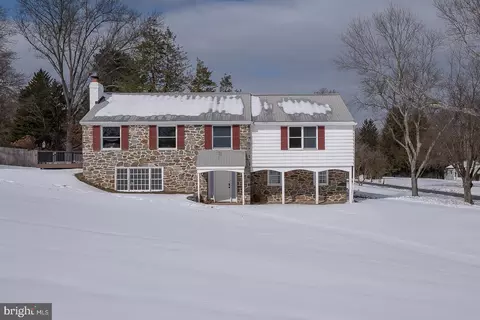 1105 Waterloo Rd, Berwyn, PA 19312