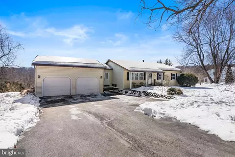 236 Hill Rd, Honey Brook, PA 19344