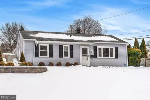 122 Gable Rd, Paoli, PA 19301