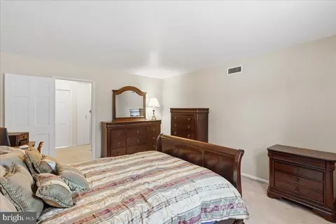 Bedroom - 137 Drummers Ln #137, Wayne, PA 19087 photo 4 of 6