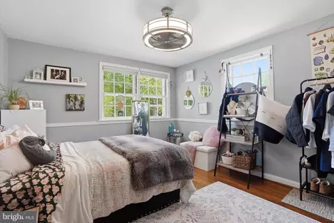 Bedroom - 647 Fernfield Cir, Wayne, PA 19087 photo 1 of 7