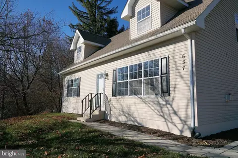 637 Mccalls Ferry Rd, Parkesburg, PA 19365