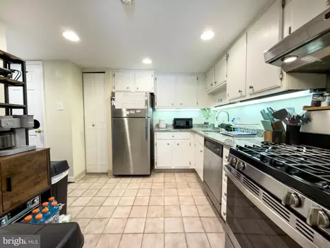 Kitchen - 66 Old Forge Xing #66, Devon, PA 19333 photo 3 of 3