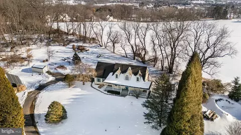 1225 W Baltimore Pike, West Grove, PA 19390