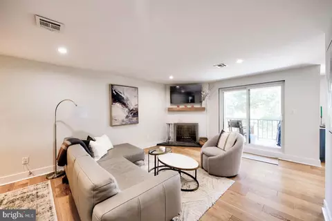 Living - 411 W Conestoga Rd #22, Devon, PA 19333 photo 1 of 1