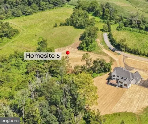 1331 Carolannes Way #6, West Chester, PA 19382