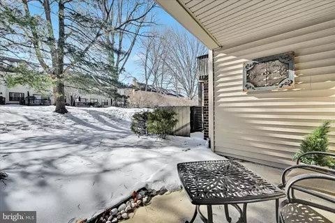 Exterior - 4 Knox Ct, Chesterbrook, PA 19087 photo 3 of 5