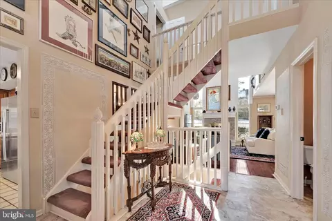 Entry Way - 4 Knox Ct, Chesterbrook, PA 19087 photo 3 of 4