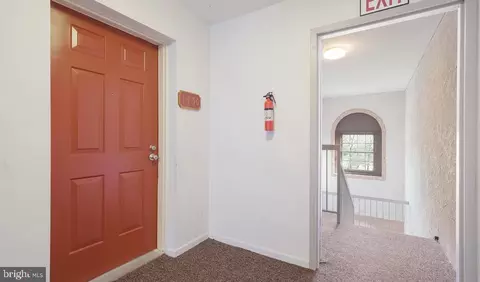 Entry Way - 1430 Washington Pl, Chesterbrook, PA 19087 photo 1 of 8