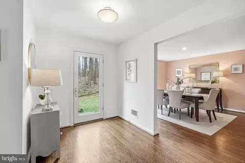 Entry Way - 634 Twin Bridge Dr, Wayne, PA 19087 photo 1 of 4