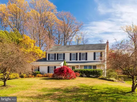 236 Spring Run Ln, Downingtown, PA 19335