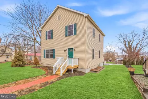 513 New St, Oxford, PA 19363