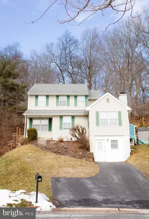 1221 Rhode Island Ln, Downingtown, PA 19335