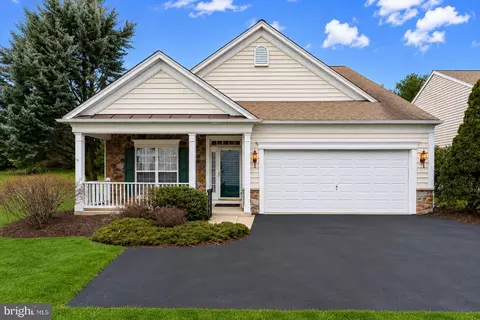 108 Petunia Dr, Kennett Square, PA 19348