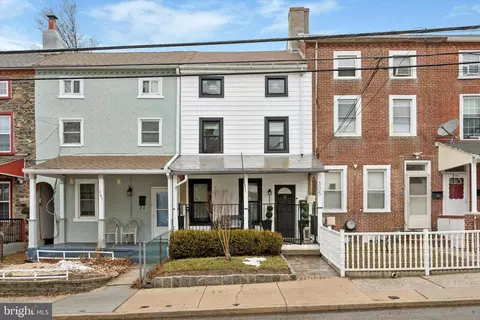 305 W Chestnut St, West Chester, PA 19380