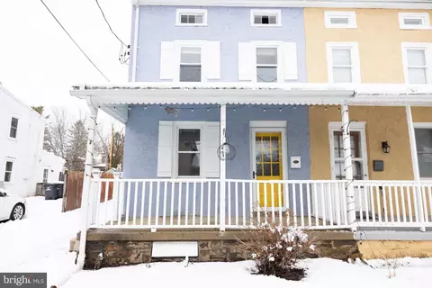 47 Grant St, Phoenixville, PA 19460