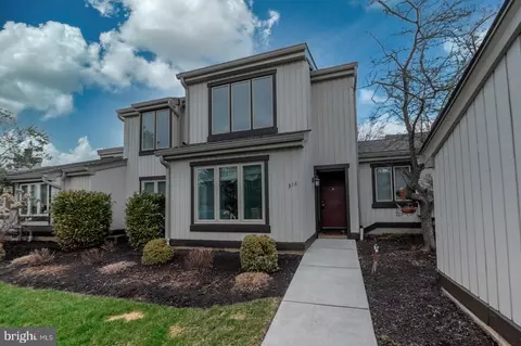 318 Devon Ln #318B, West Chester, PA 19380