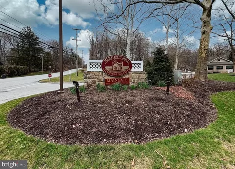 318 Devon Ln #318B, West Chester, PA 19380