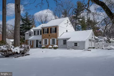 395 Bair Rd, Berwyn, PA 19312