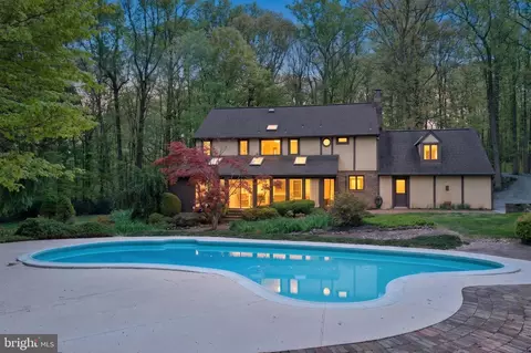 2323 Saint Peters Rd, Pottstown, PA 19465