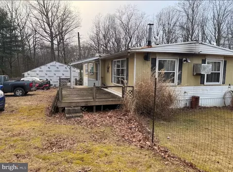 1219 Barons Hill Rd, Honey Brook, PA 19344