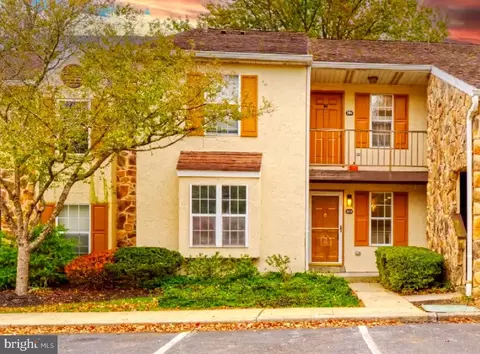293 Valley Stream Ln #293, Chesterbrook, PA 19087
