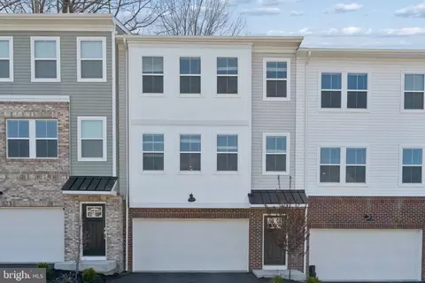 135 Four Leaf Dr, Downingtown, PA 19335