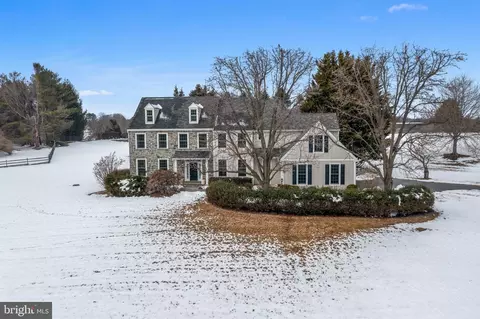 825 Bainbridge Dr, West Chester, PA 19382