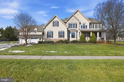 1319 Jamestown Dr, Romansville, PA 19320