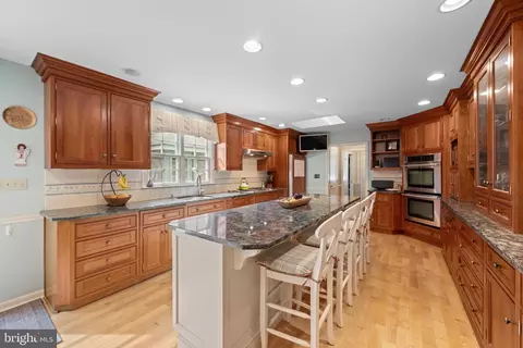 Kitchen - 714 Gulph, Wayne, PA 19087 photo 3 of 6