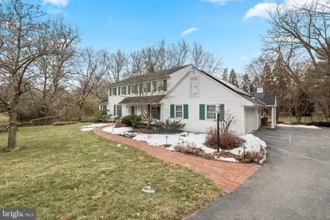 Exterior - 714 Gulph, Wayne, PA 19087 photo 4 of 13