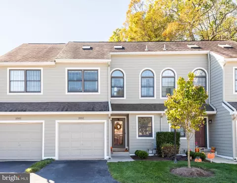 1002 Wharton Ct, Newtown Square, PA 19073