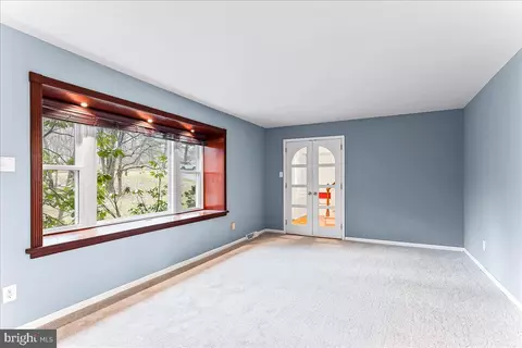 Living - 720 Brainerd Rd, Exton, PA 19341 photo 2 of 7