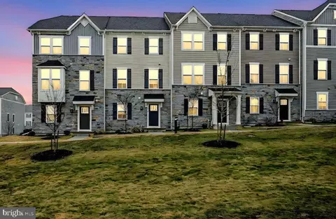 419 Paper Bark Sq, Downingtown, PA 19335