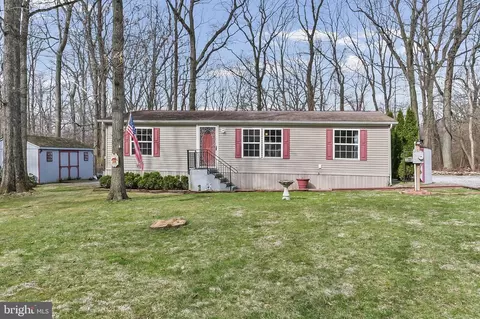 212 High Point Ln, Coatesville, PA 19320