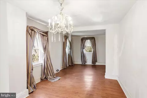Living - 966 Upper Gulph Rd, Wayne, PA 19087 photo 1 of 1