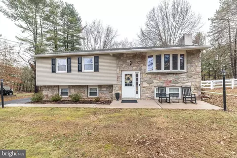 244 Harley Rd, Pottstown, PA 19465