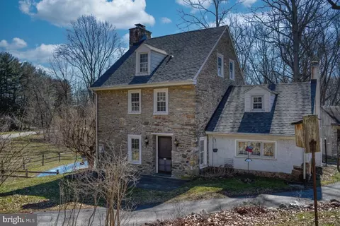 650 Spruce Dr, West Chester, PA 19382