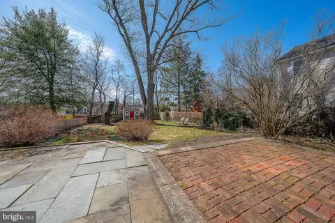 Exterior - 128 Homestead Rd, Wayne, PA 19087 photo 4 of 4