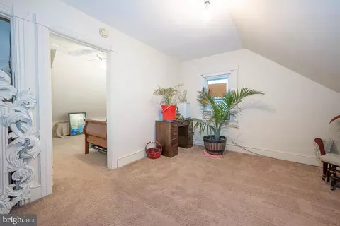 Entry Way - 40 Grove Ave, Devon, PA 19333 photo 8 of 9