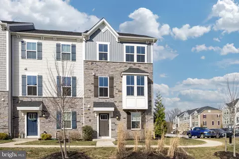 271 Sugar Maple Sq, Downingtown, PA 19335