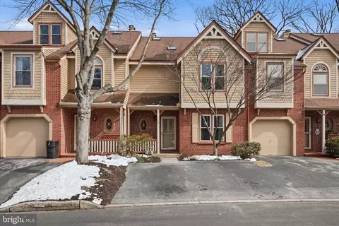 46 Main St, Chesterbrook, PA 19087