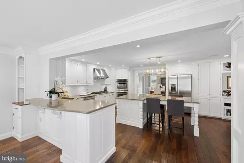 Kitchen - 596 Tanglewood Ln, Devon, PA 19333 photo 5 of 5