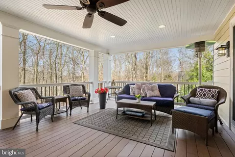 Exterior - 596 Tanglewood Ln, Devon, PA 19333 photo 2 of 5