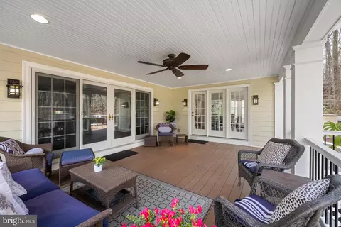 Exterior - 596 Tanglewood Ln, Devon, PA 19333 photo 3 of 5