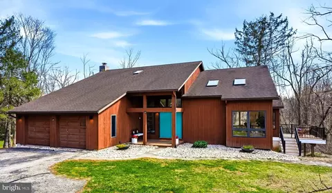 104 Kinston Ln, Downingtown, PA 19335