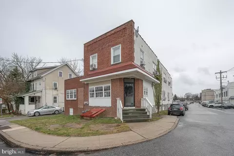 30 Grove Ave, Devon, PA 19333