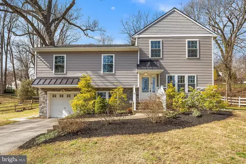 1427 Berwyn Paoli Rd, Paoli, PA 19301