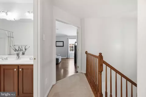 Entry Way - 159 Penns Manor Dr, Kennett Square, PA 19348 photo 12 of 14
